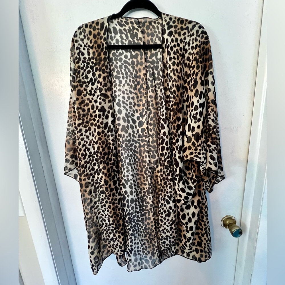 Leopard kimono